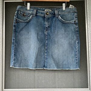 Tommy Hilfiger Jean Skirt women's size 12 Denim